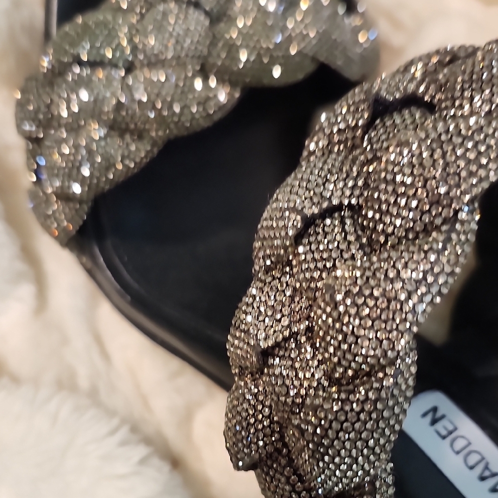 Steve Madden Black Heels with Silver Braided Straps - Picture 2 of 8